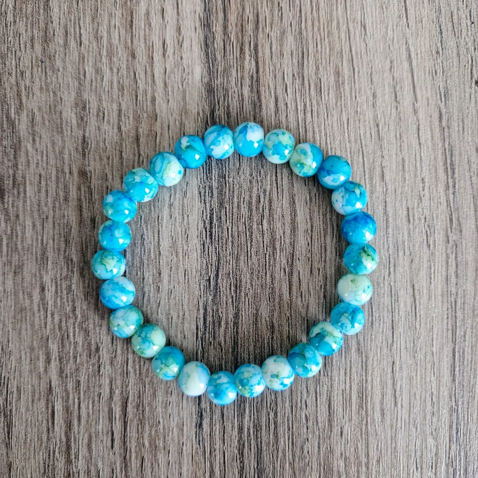 Bracelet en pierres naturelles.